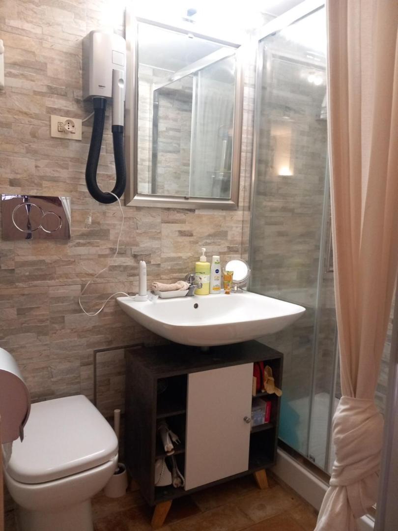 Apartamento Domus Next Campo De'fiori With Thermal Shower Roma